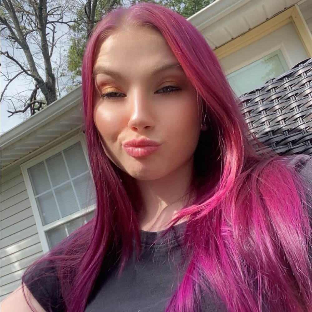 Meet your Posher, Sierra